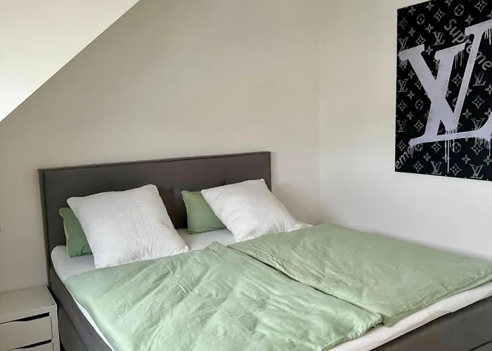 Ail Hall Apartment